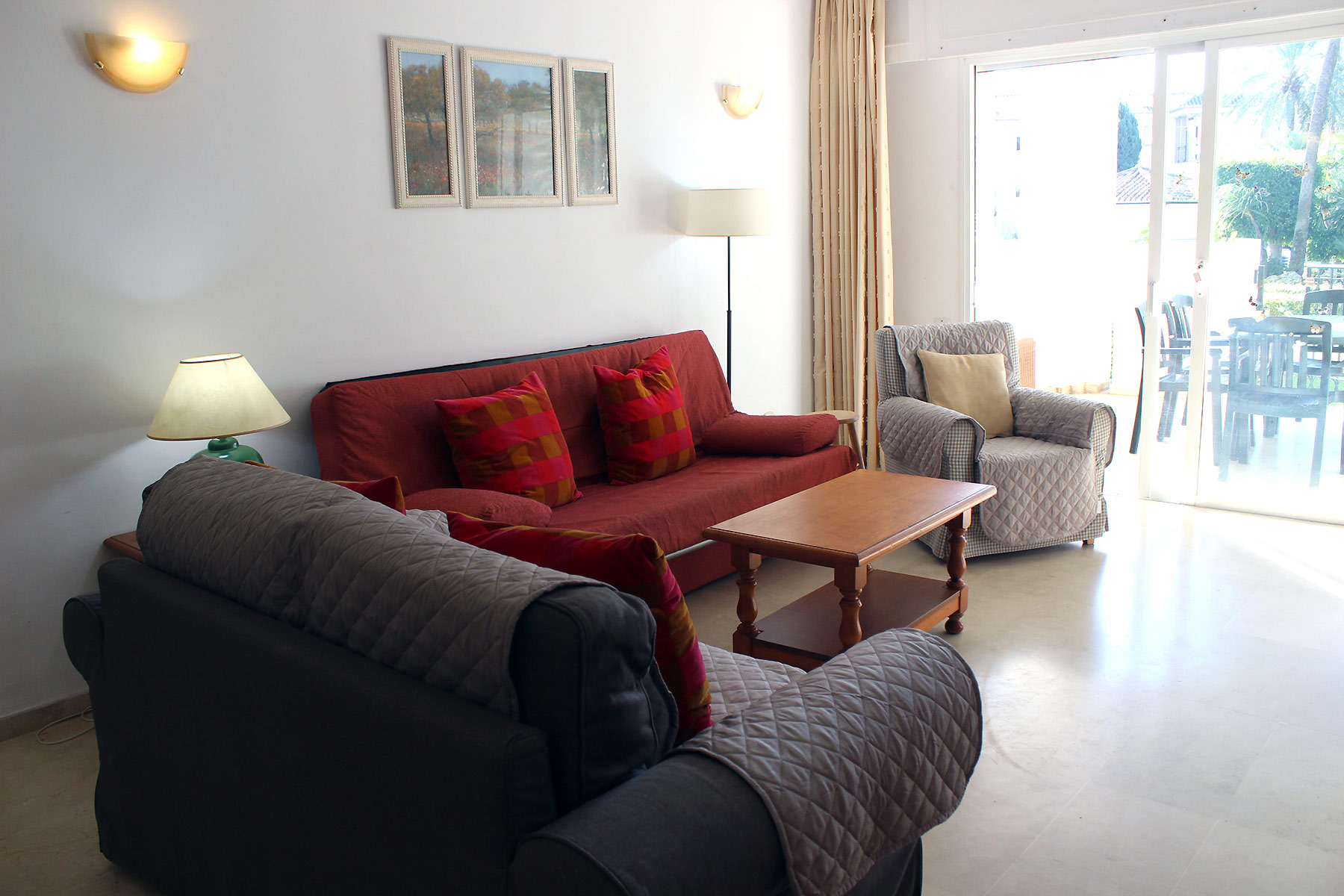 Estepona Holiday Rentals apartment 129 . Costa del Sol.